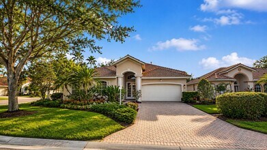 Building Photo - Annual Rental: Elegant 3-Bedroom, 2.5-Bath Home in the Gated Lakewood Ranch Country Club
