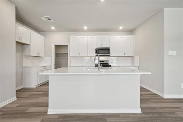 Building Photo - 521 Willet Dr