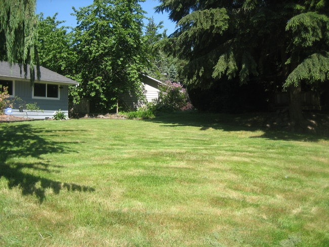 Building Photo - 13304 209th Ave SE