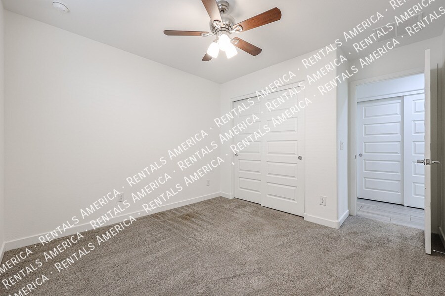 Building Photo - 24424 N 164th Dr