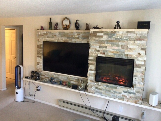 Building Photo - 15 Foundry St