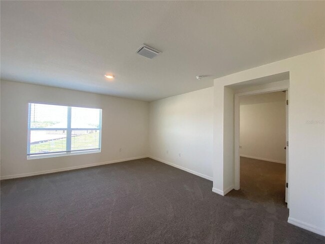 Building Photo - 661 W Twisted Oaks Dr