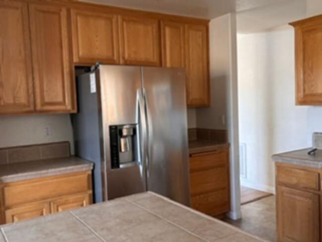 Building Photo - Charming 2-Story Home in a Convenient Tehachapi Location