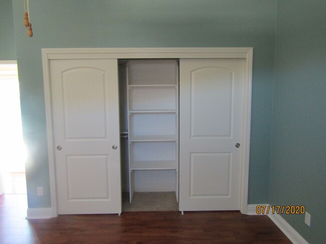Building Photo - Orcutt Single Story Private Entry Granny Unit