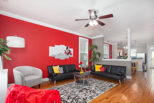 Building Photo - 527 Dubois Court