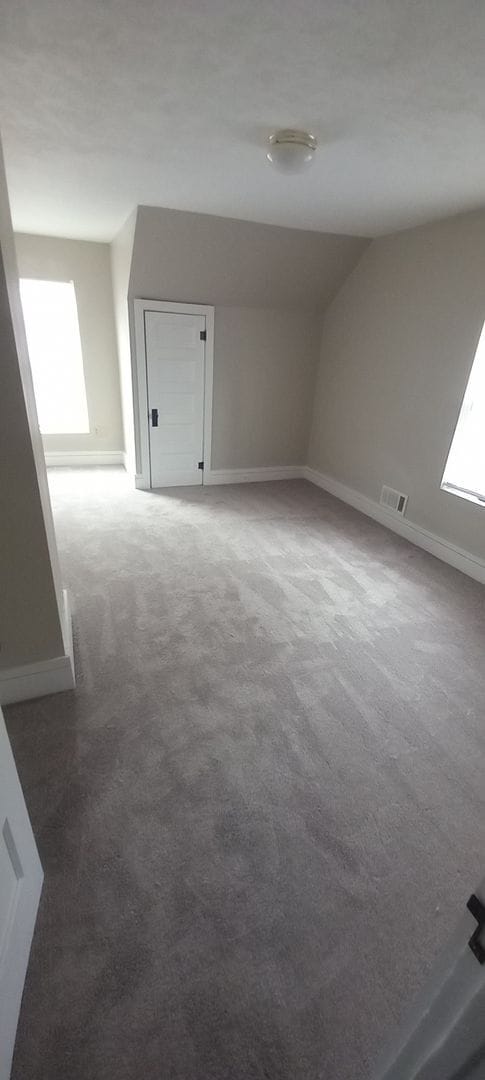 Building Photo - Recently Remodeled 2-Bedroom, 2-Bathroom Home – $1,100/Month - Accepting Section 8