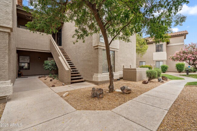 Building Photo - 9600 N 96th St