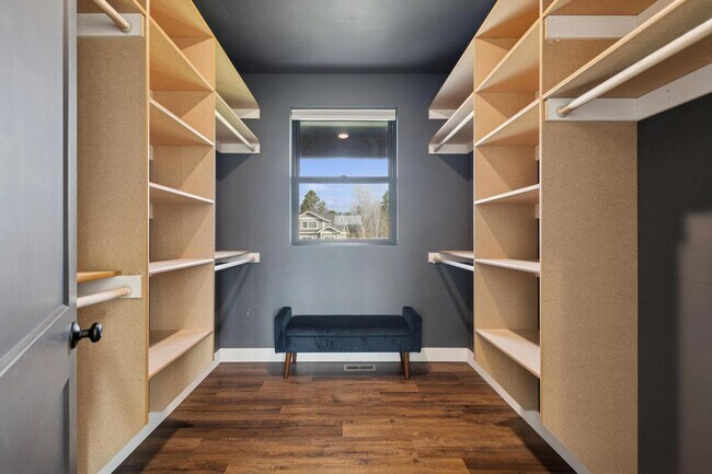 Building Photo - Whitefish Home in The Lakes