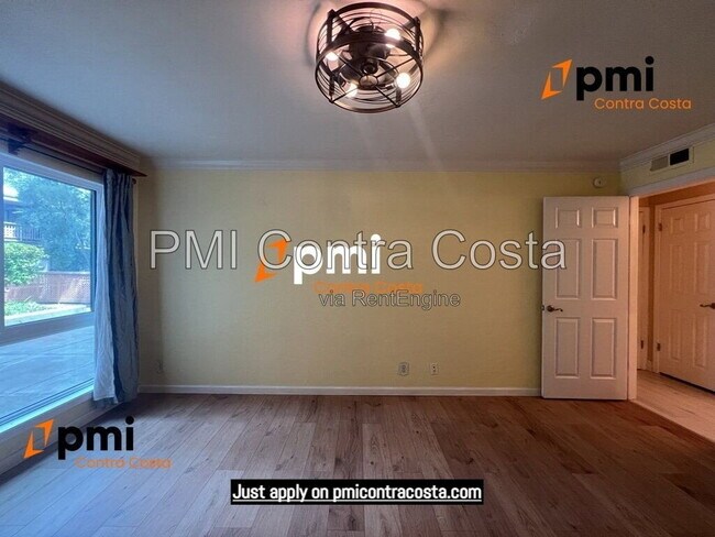 Building Photo - 460 N Civic Dr
