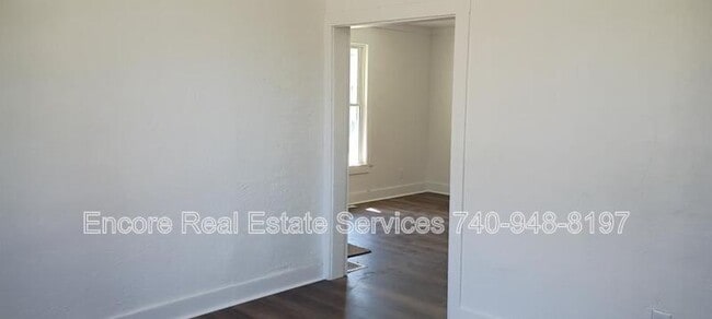 Building Photo - 97 Allen St