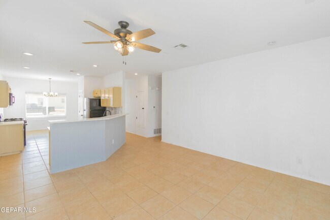 Building Photo - 14749 Sand Gate Dr
