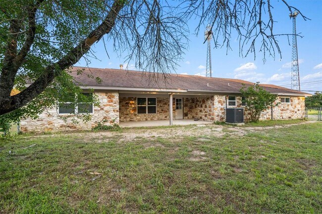 Building Photo - 11000 Ranch to Market Rd 1826
