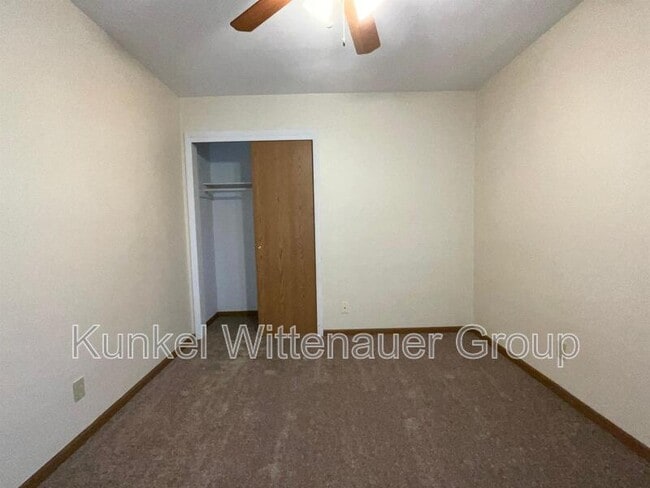 Building Photo - 1811 Jamestown Rd