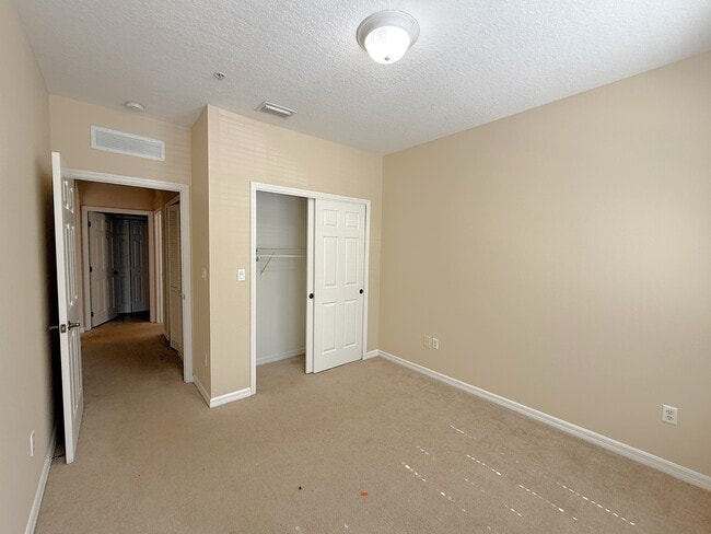 Building Photo - 8256 Maritime Flag St