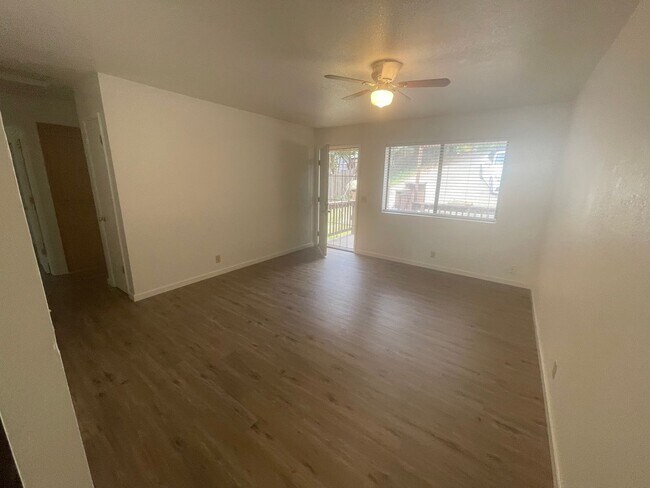 Building Photo - 138 Patterson Ct
