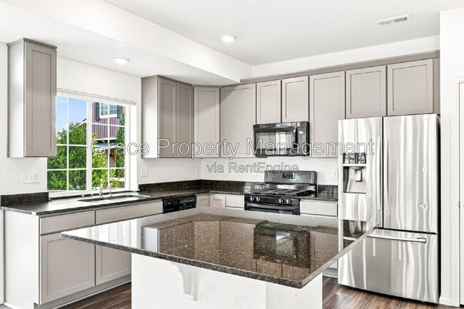 Building Photo - 4553 N Quemoy St