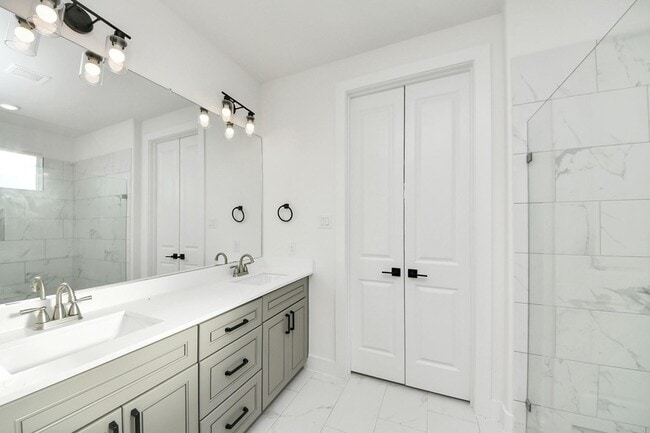 Building Photo - 4324 Avron Dr