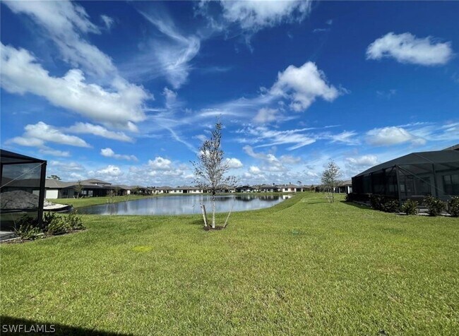 Building Photo - 10861 Firebush Cir