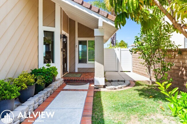 Building Photo - Beautifully Upgraded Home in Prime Mission Viejo Location