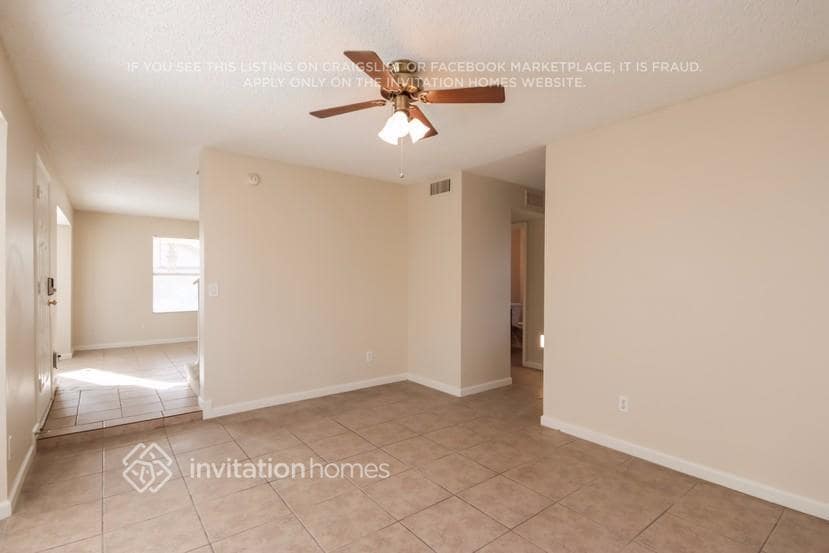 Building Photo - 4453 W Taro Dr