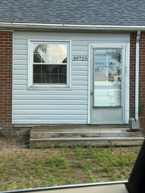 Building Photo - 39725 Lady Baltimore Ave
