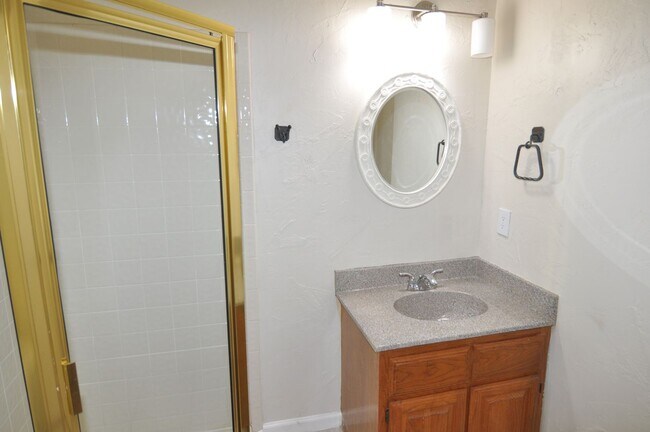 Building Photo - Lovely 3-3-1 condo in Dallas, Plano ISD!