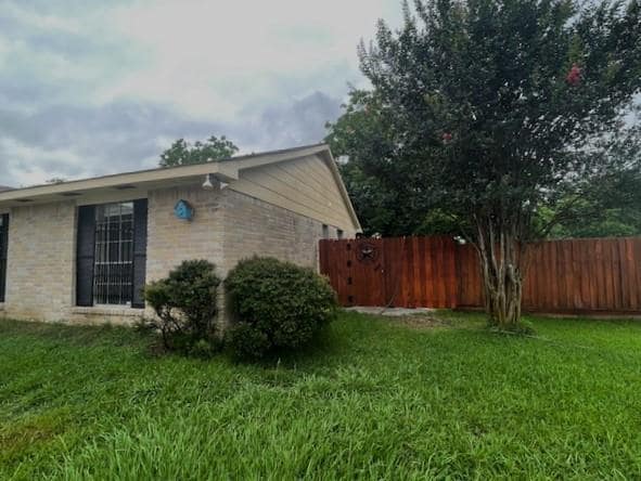 Building Photo - 1406 Crawley Ct