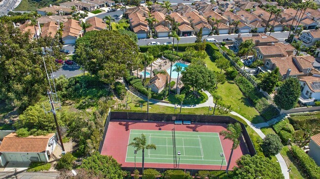 Building Photo - The Ultimate Coastal Escape: 3 Bedrooms with Panoramic Ocean Views in Gated Waterford Pointe!