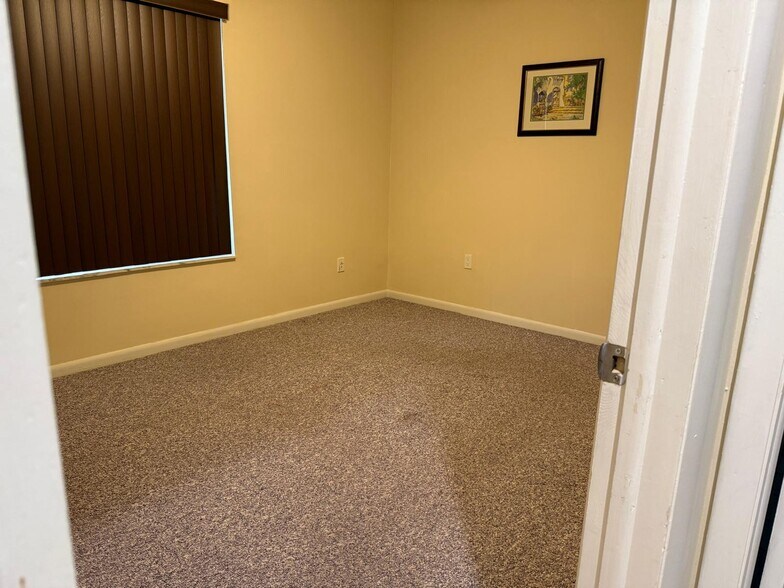 Number 2 bedroom - 13169 SW 91st Ct