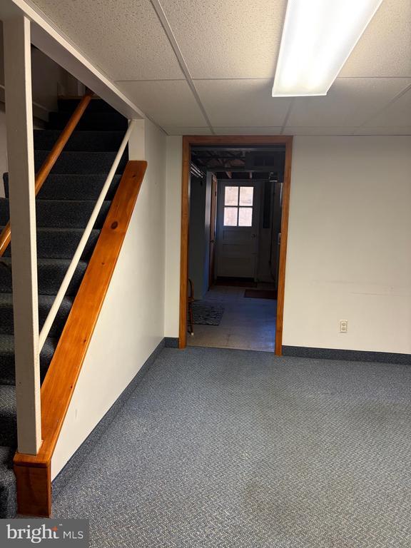 Building Photo - 831 Bosley Ave