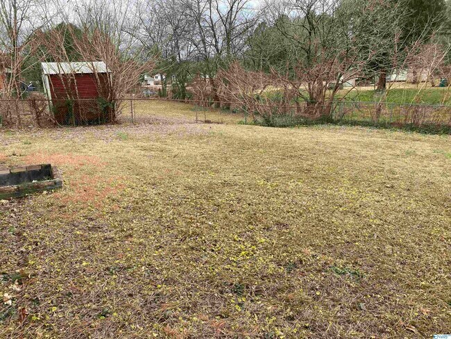 Building Photo - 4211 Tee Jay Dr NW