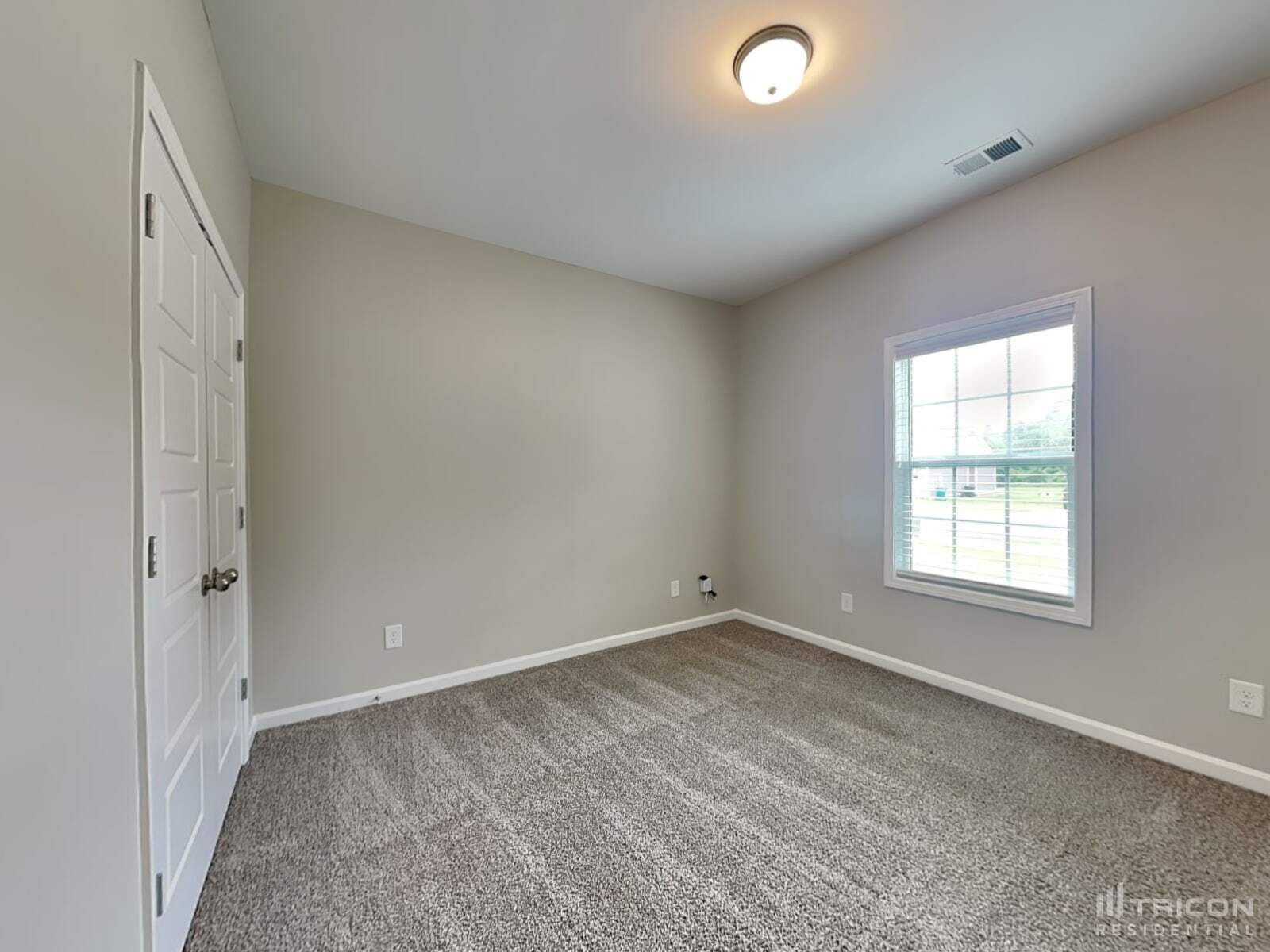 Building Photo - 824 Ellyson Dr