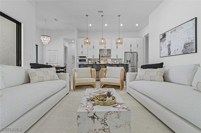 Building Photo - 1923 SW 27th Terrace