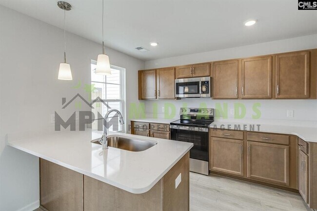Building Photo - 3068 Harborview Dr