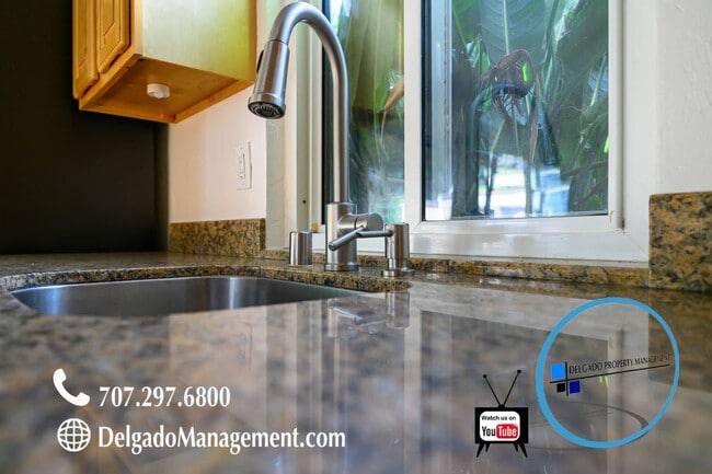 Building Photo - Benicia Southampton Hills 3bed house