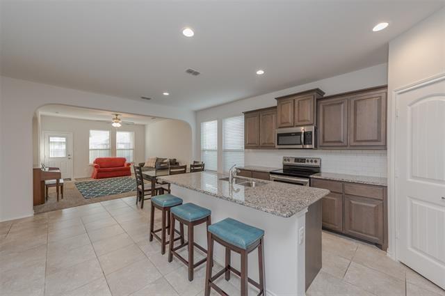 Building Photo - 225 Red Fox Ln