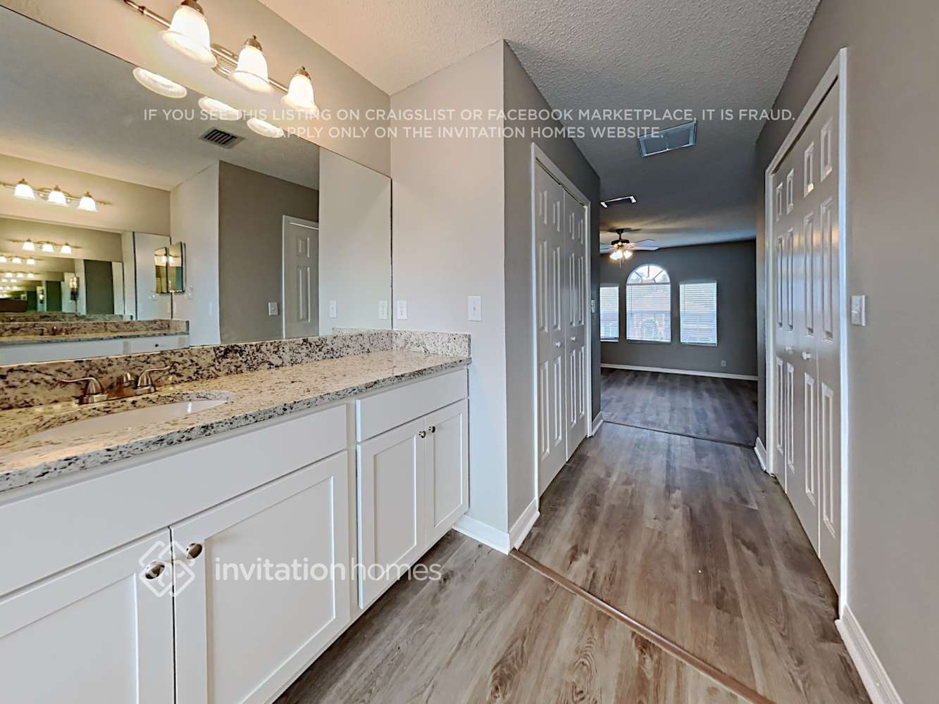 Building Photo - 1060 Grand Canyon Dr