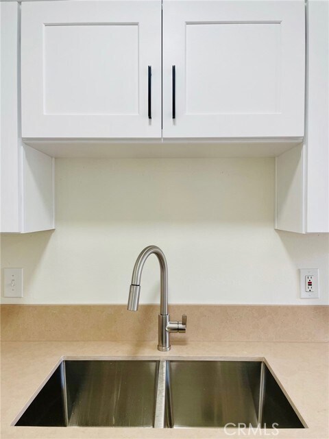 Building Photo - 4777 W 132nd St
