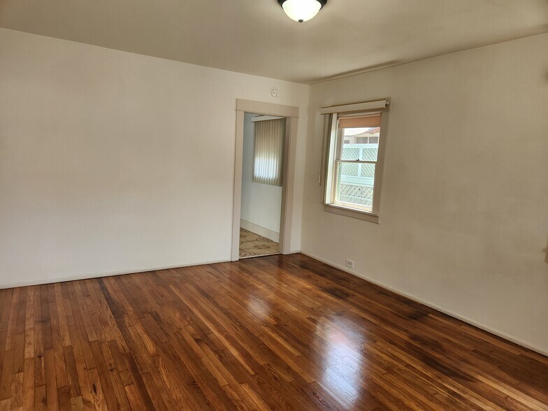 Building Photo - 612 Coronado Ave