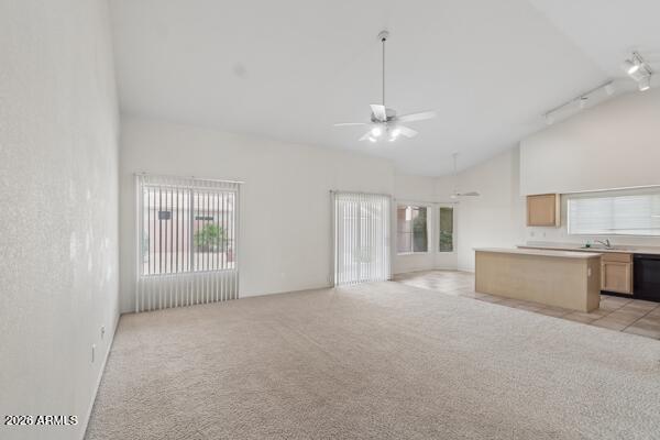 Building Photo - 13364 W Wilshire Dr