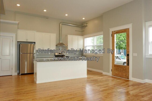 Building Photo - 303 Indiana Ave NW