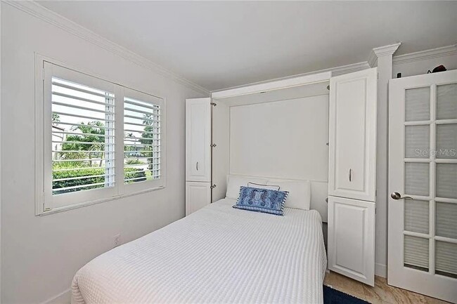 Building Photo - 852 Golden Beach Blvd