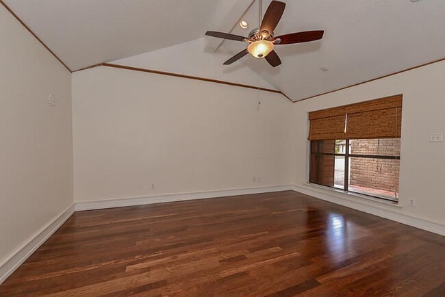 Building Photo - 12807 Suffolk Chase Ln