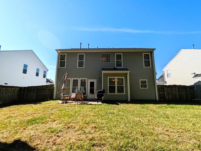 Building Photo - 212 N Honey Springs Ave