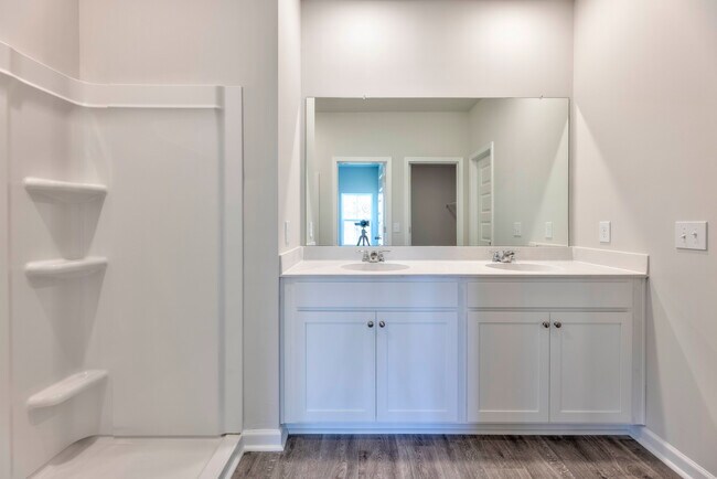Building Photo - The Preserve at Hilton Head Lakes
