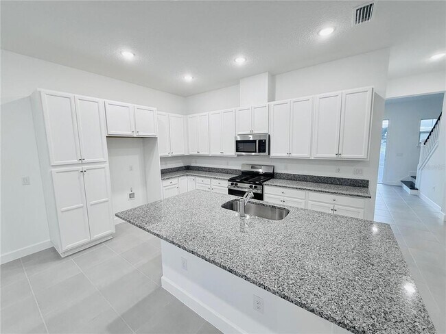 Building Photo - 12585 Clear Sapphire Dr