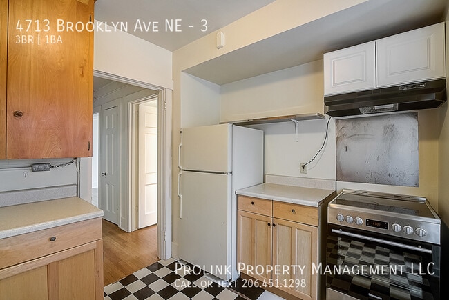 Building Photo - 4713 Brooklyn Ave NE