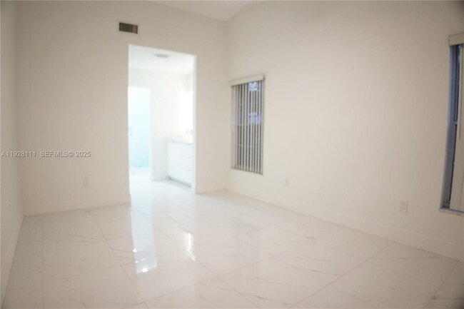 Building Photo - 5141 NW 101st Pl