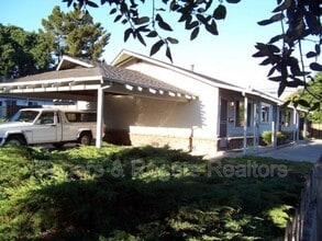 Building Photo - 672 San Luisito Way