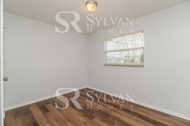 Building Photo - Living where You Love is Good for your Heart!